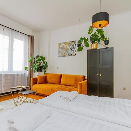 Central Studio @ Jaszai Mari Square Budapest Extérieur photo