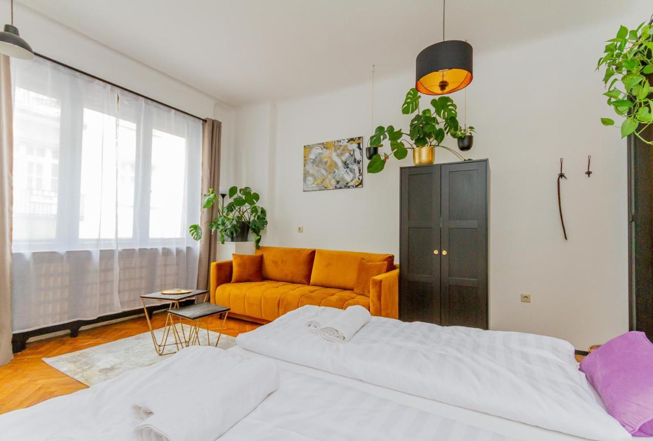 Central Studio @ Jaszai Mari Square Budapest Extérieur photo